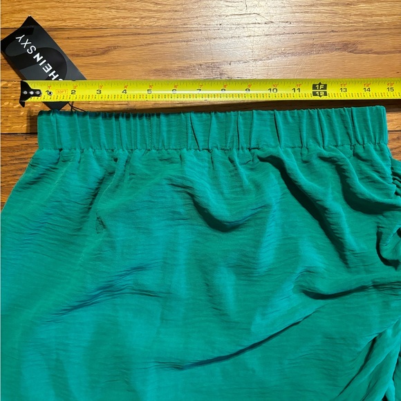 SHEIN NWT Skirt - Picture 7 of 7
